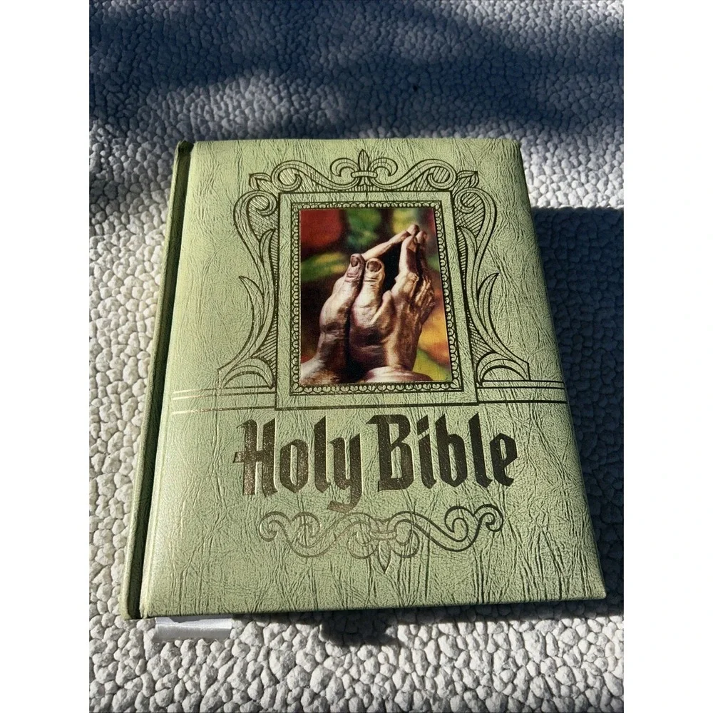 Vintage 1960 De Vore & Sons Family Bible KJV Red Letter Indexed Green Hardcover